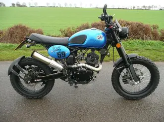 herald motor co maverick 125 euro 4 124 cc