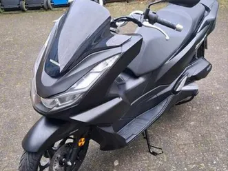 honda pcx 125