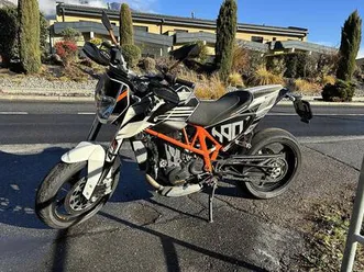 ktm duke 690