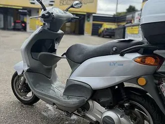 piaggio fly 125 canton zurich -