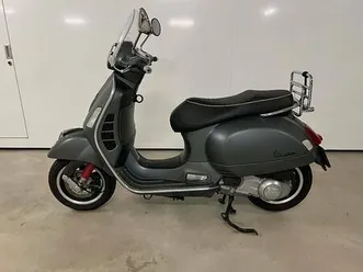 piaggio vespa gts super 300 canton zurich -