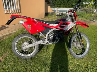 moto 1200 à débattre