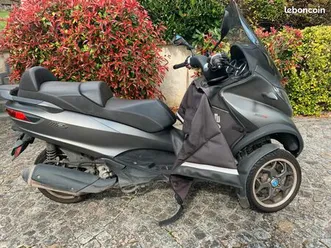 scooter piaggio mp3 300 i.e