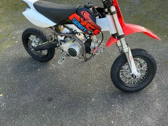 ycf 125