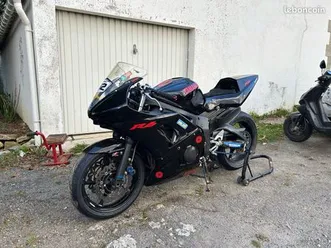 moto r6 piste