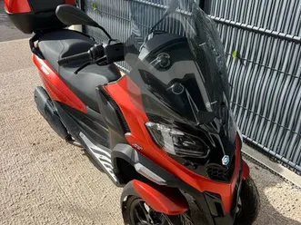 piaggio mp3 400 sport