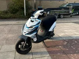 piaggio zip 180cc m08 runner sd eg — scooters | piaggio — marktplaats