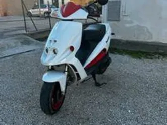 malaguti phantom f12