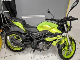 vends moto benelli bn125
