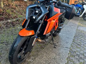 ktm super duke 1390 r