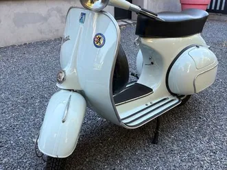 scooter piaggio vespa 1964