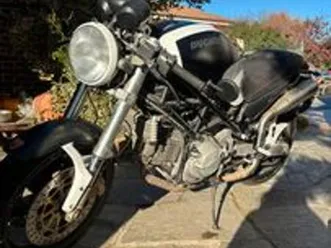 ducati monster 750 - 2002