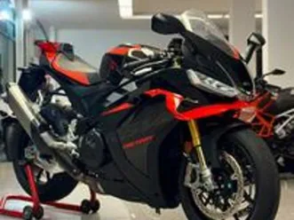aprilia rsv4 factory 1100 come nuova finanziabile
