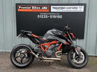 ktm 1290 superduke r