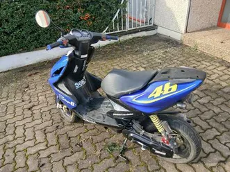 yamaha aerox valentino rossi edition