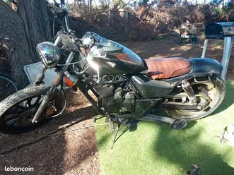 moto daelim vt entièrement refaite et customisé