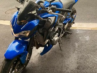kawasaki z900 a2 – 2018 – 8000 km – akrapovic – très propre