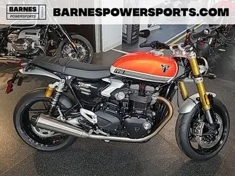 2025 triumph speed twin 1200 rs baja orangesapphire black