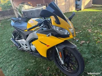 aprilia rs4