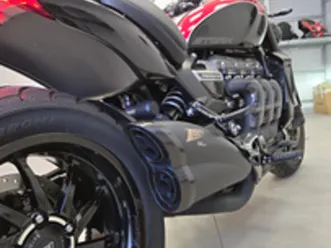 triumph rocket r storm