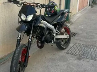 derbi - senda blac edition
