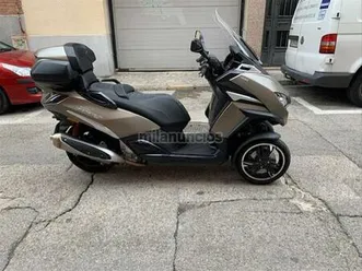 peugeot - metropolis 400