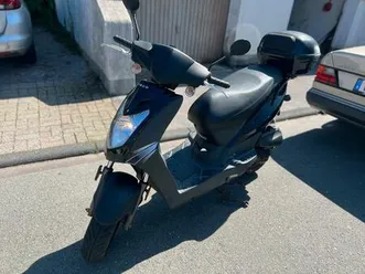kymco agility 50 roller - nur 2974 km gelaufen