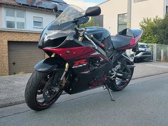 suzuki gsx r 750
