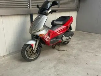 gilera runner 180cc duits motor scooter 2t 180 — scooters | yamaha — marktplaats
