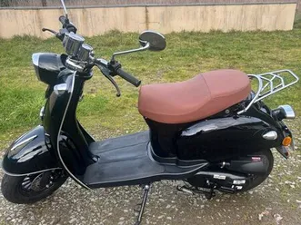 scooter 50 cc retro noir
