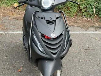 ② a klasse piaggio zip 4t 2024+boxer