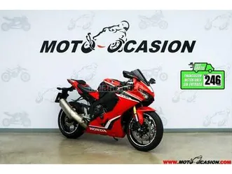 honda - cbr 1000 rr fireblade