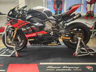 ducati panigale v4 r barni