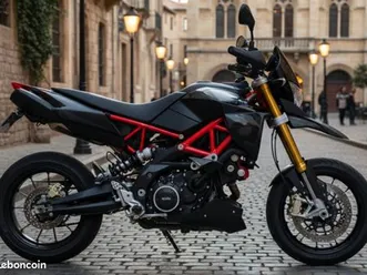 aprilia dorsoduro 900