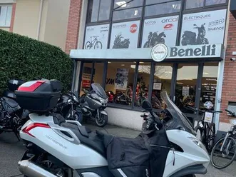 peugeot metropolis 400