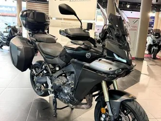 tracer 9 gt 2025 tech black