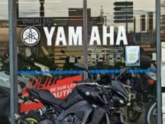 yamaha mt-10 2024 1000 cm3 | moto roadster | 2 076 km | 76700 gonfreville l'orcher