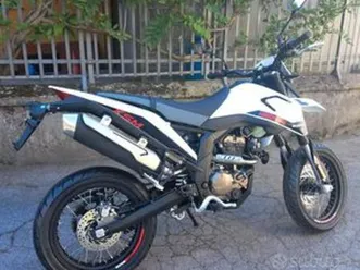 malaguti xsm 125 motore aprilia