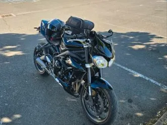 triumph 675 street triple r