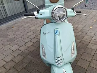 ② piagio vespa 125 cc primavera 2021 avec seulement 300 km !