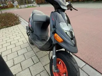 ② gilera stalker te ruil tegen booster voor 2004