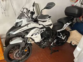 benelli trk 502 x bianco