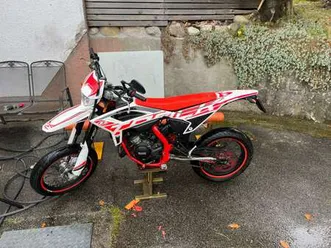 fr2t50track2021white