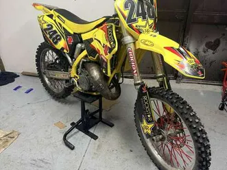 suzuki rm 125 valenti racing