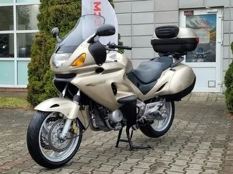 honda deauville nt650 deauville,film benzyna 56km