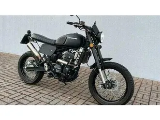 vendo vervemoto tracker 250i (2019 - 24) usata a anzano del parco (codice 9895723) - moto.it