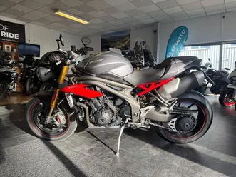 triumph speetd triple r *extras* service neu