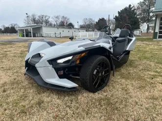 2022 polaris slingshot s
