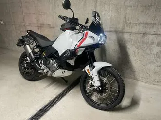 ducati desertx bianco