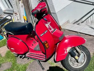vespa px 125 lusso - klassischer roller in rot